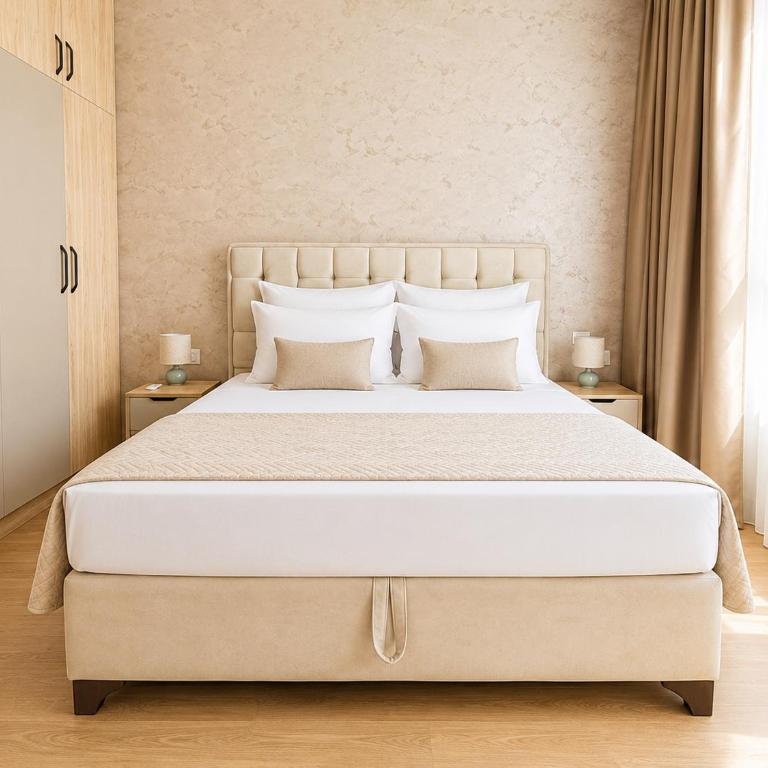  - Room #1715010705 - 6