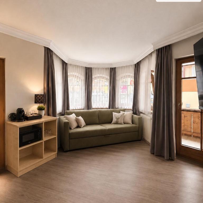 Center Rooms & Apartments - Deluxe Doppelzimmer mit Balkon - 7
