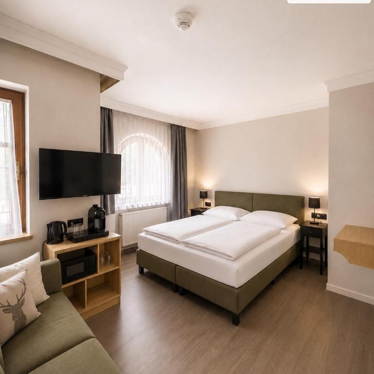 Center Rooms & Apartments - Doppelzimmer mit Bergblick - 7