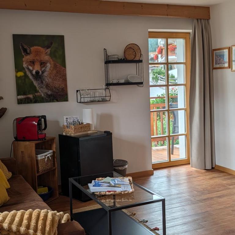 Lili's Appartements - Doppelzimmer mit Balkon - 5