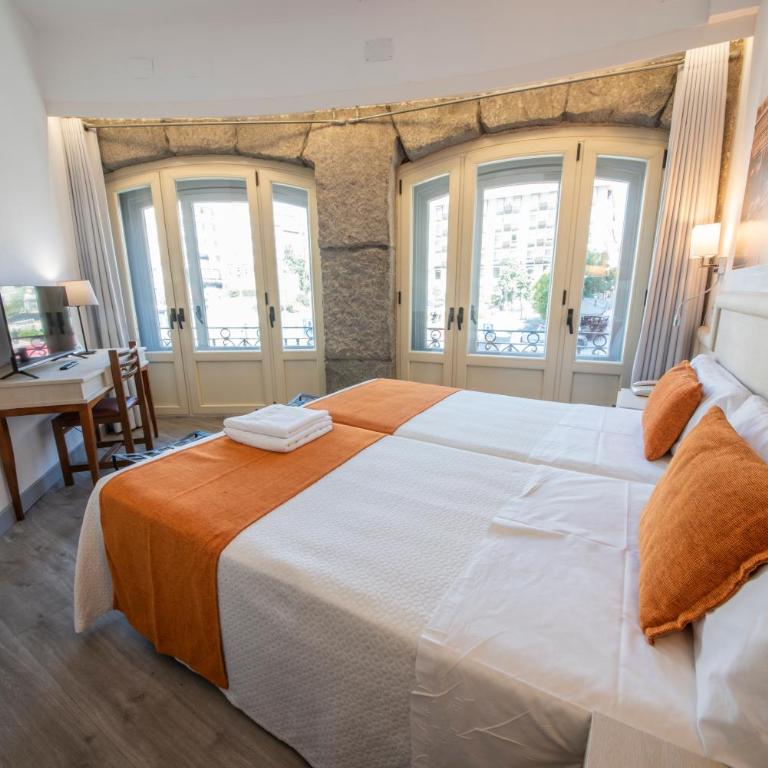 Hostal San Lorenzo - Doppel-/Zweibettzimmer mit Stadtblick - 18