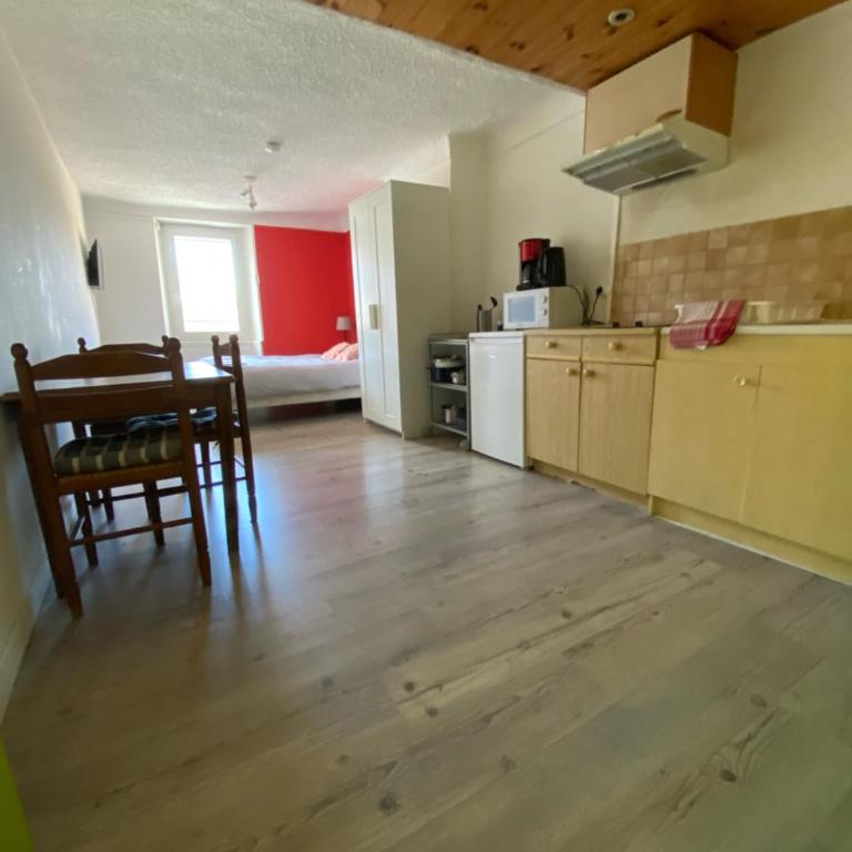 Appart Hotel de la Paix - Studio-Apartment - 9