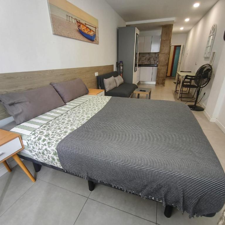 Playa de Las Canteras & Puerto Loft - Apartamento de 1 dormitorio - 3