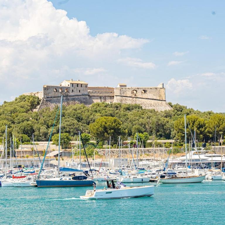 Phoenicia - Old Antibes - bright & air-conditioned - Appartement 1 Chambre - 16