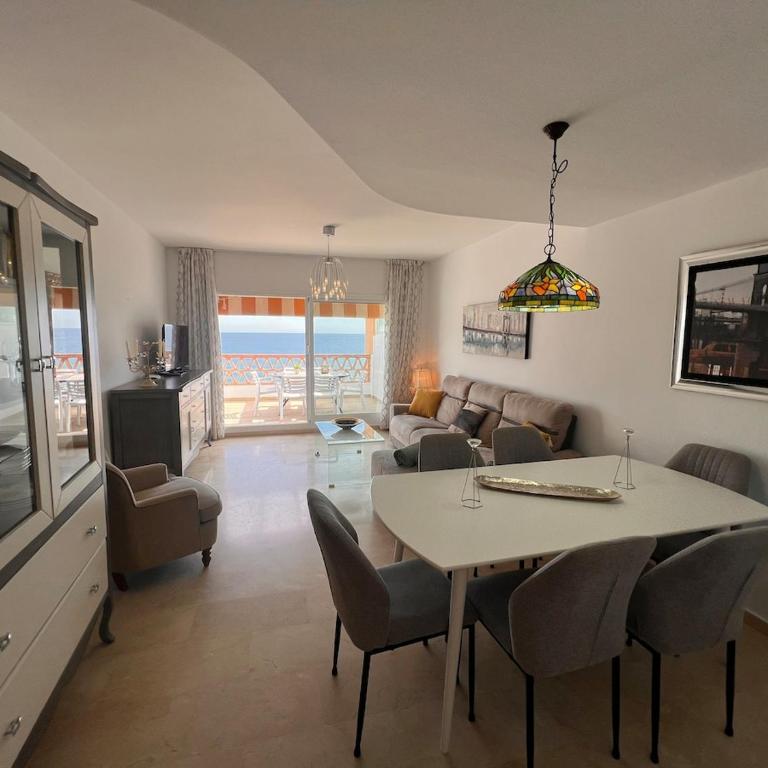  - Room #1715067101 - 7