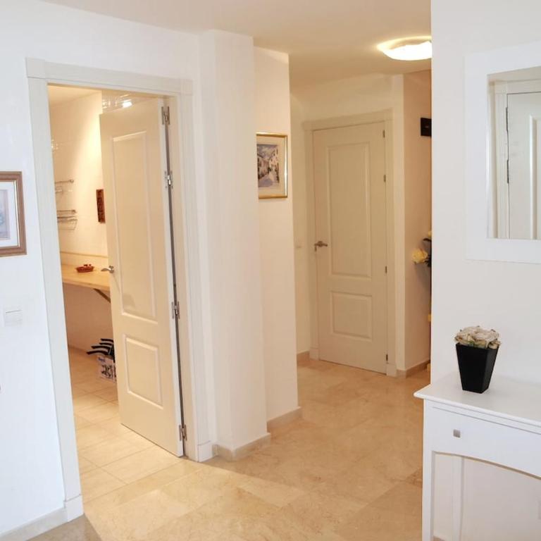  - Room #1715067101 - 28