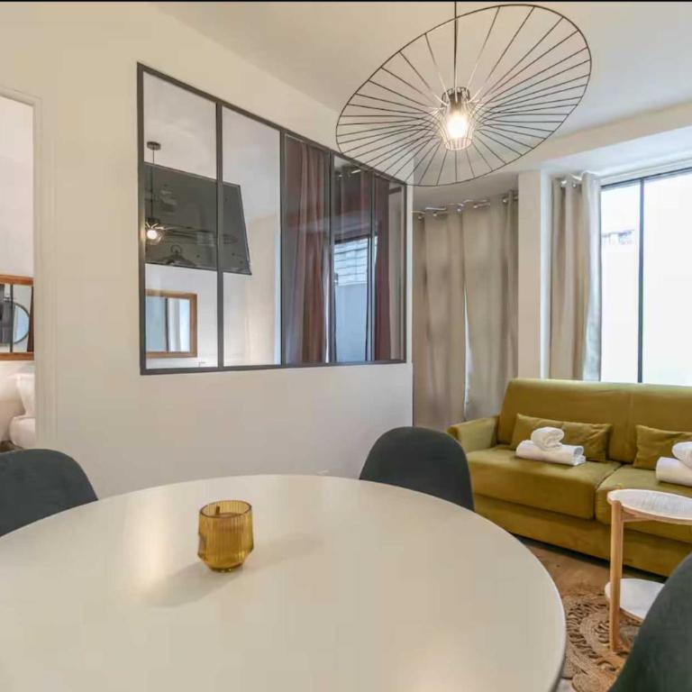 Beautiful appartement - 2CH 6P - Oberkampf - Appartement 2 Chambres - 24