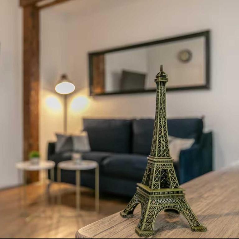 Charming apartment - 1CH 4P - Near Bercy - Appartement 1 Chambre - 12