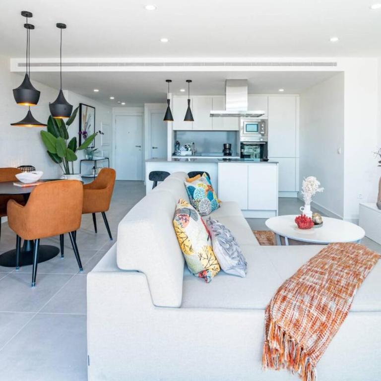 Oasis325- Top Class Penthouse With Stunning Views - Appartamento con 2 Camere da Letto e Balcone - 28