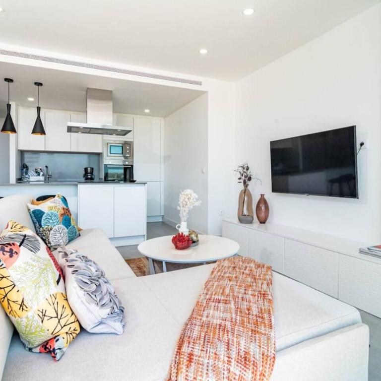 Oasis325- Top Class Penthouse With Stunning Views - Appartamento con 2 Camere da Letto e Balcone - 35