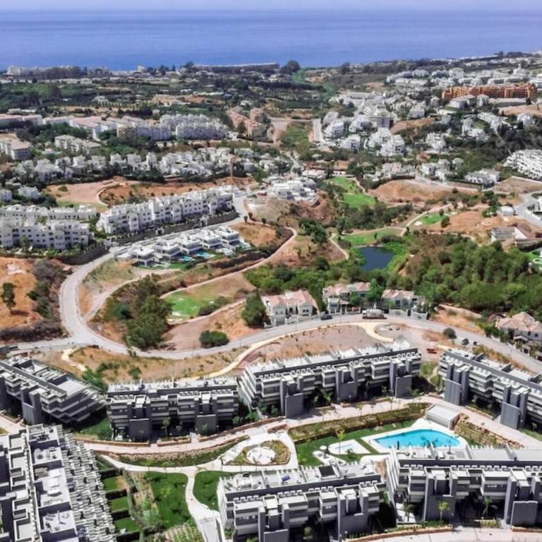 Oasis325- Top Class Penthouse With Stunning Views - Appartamento con 2 Camere da Letto e Balcone - 55