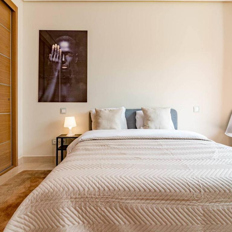 Bvq - Stunning Sea & Golf View Terrace - Appartamento con 2 Camere da Letto, Terrazza e Vista Mare - 28