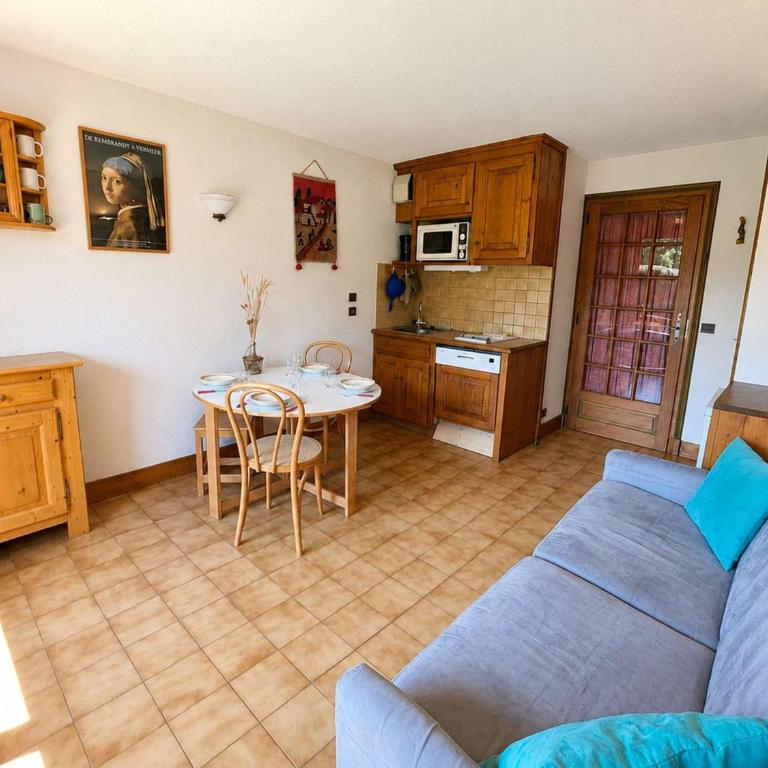 Studio Alcôve Cosy, 4 Pers, Jardin, Parking, Proche Télécabine et Golf - Megève - FR-1-597-21 - Appartement (4 Adultes) - 1