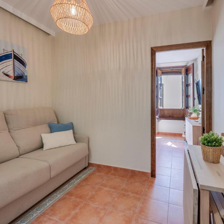 Oliva Apartments Molinillo - One-Bedroom Apartment - 12