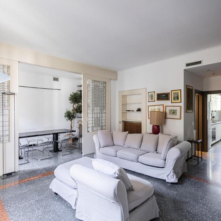 The House 6 rooms 7 beds 8 places 4 bathrooms - Appartamento - 30
