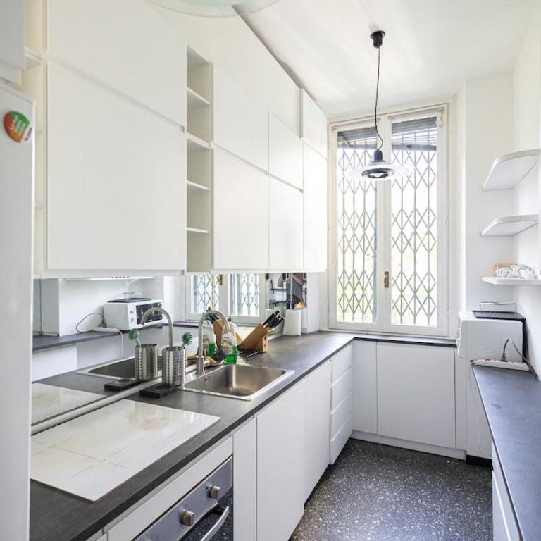 The House 6 rooms 7 beds 8 places 4 bathrooms - Appartamento - 33