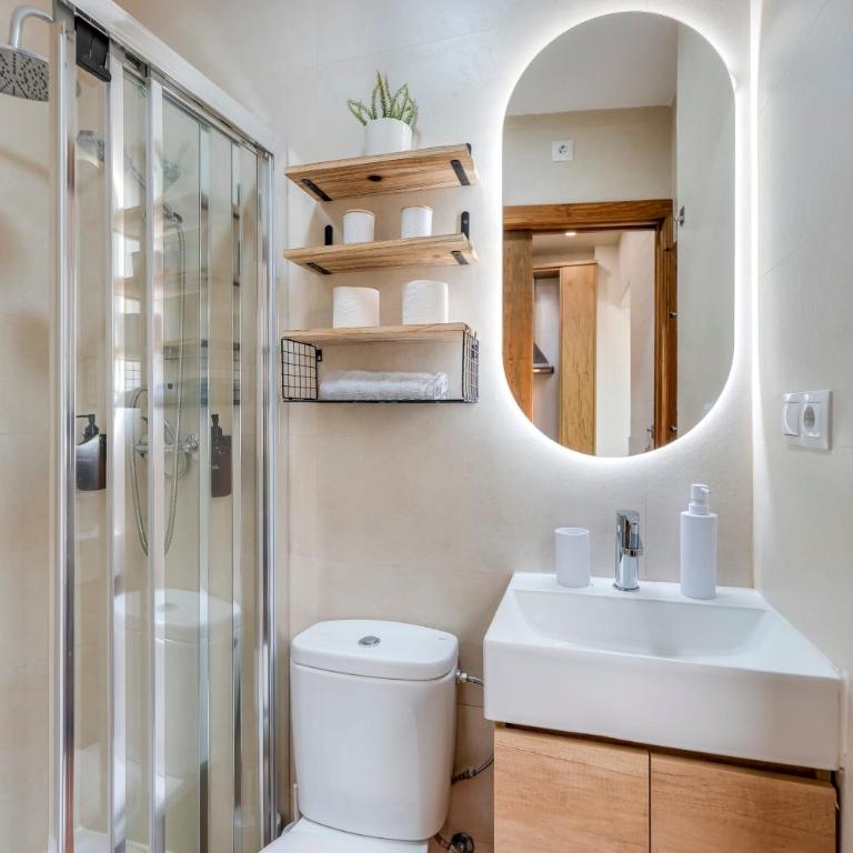 Oliva Apartments Molinillo - One-Bedroom Apartment - 7