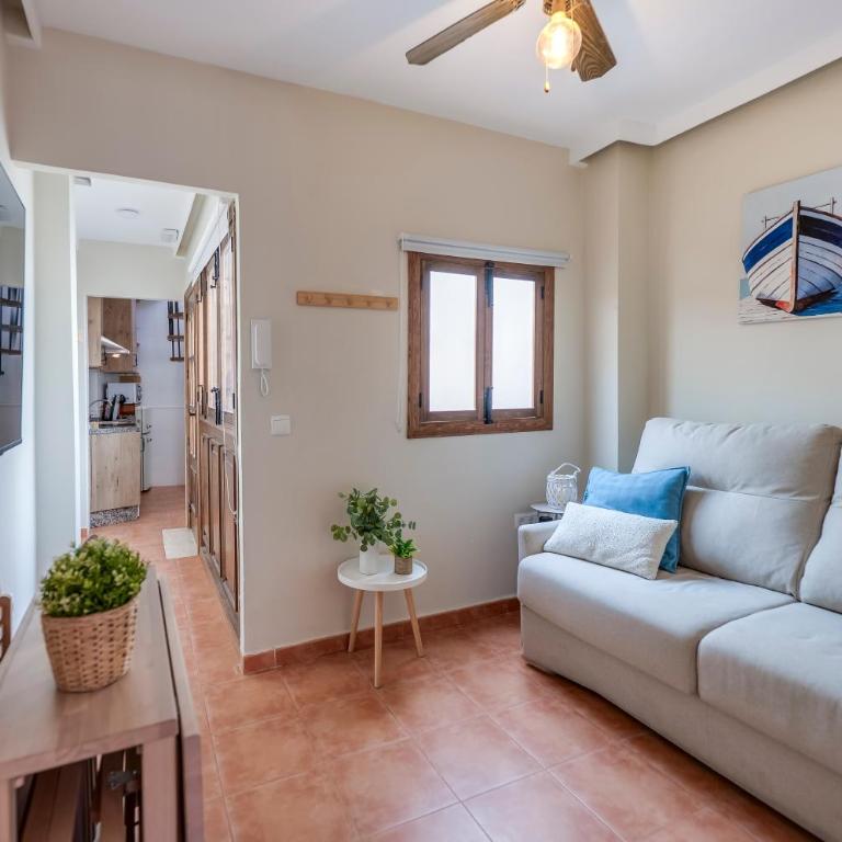 Oliva Apartments Molinillo - One-Bedroom Apartment - 11