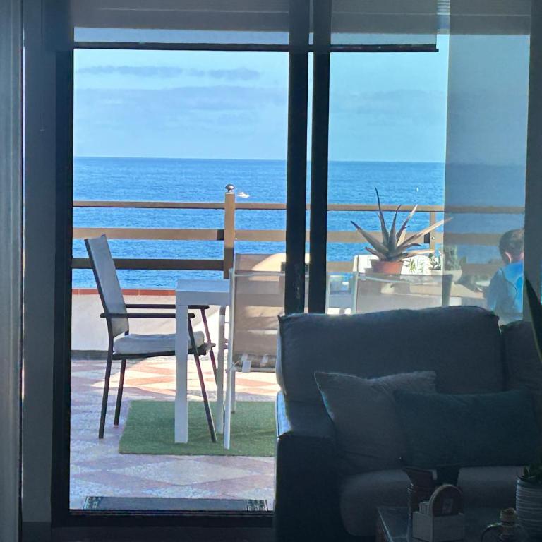 Icod Playa San Marcos - Apartamento de 3 dormitorios y vistas al mar - 1