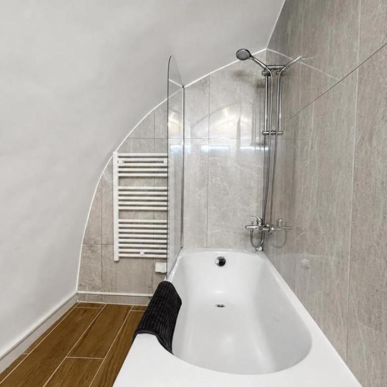 Paris 2BR Apartment with Saint-Joseph-des-Nations View - Appartement 2 Chambres - 29