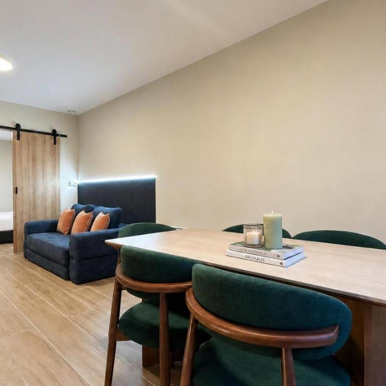 Paris 2BR Apartment with Saint-Joseph-des-Nations View - Appartement 2 Chambres - 32