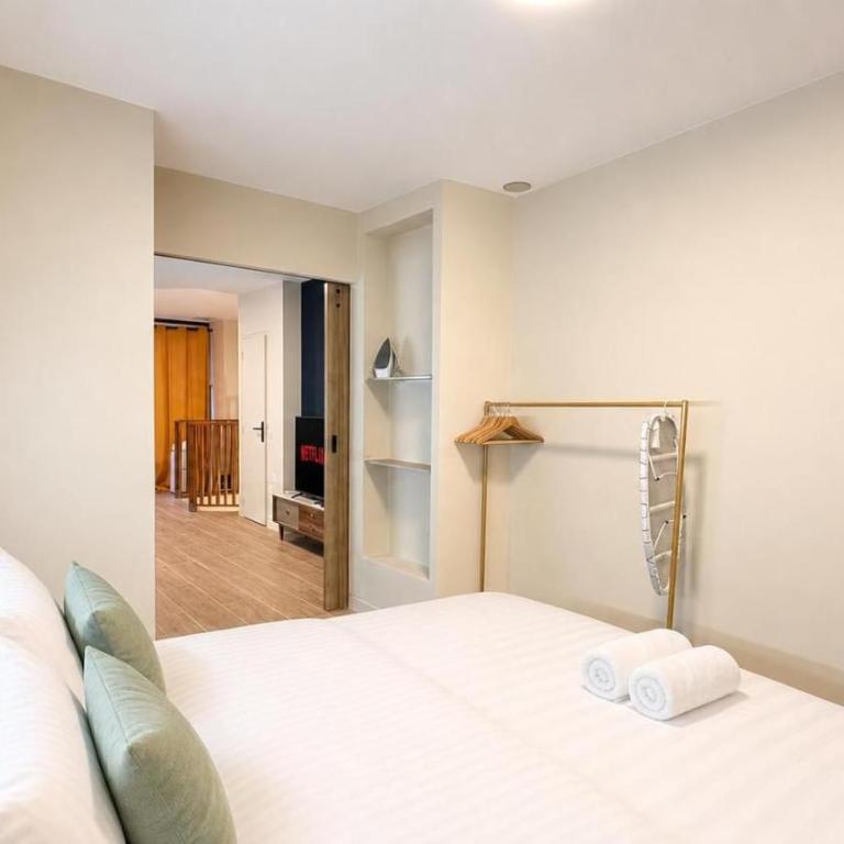 Paris 2BR Apartment with Saint-Joseph-des-Nations View - Appartement 2 Chambres - 33