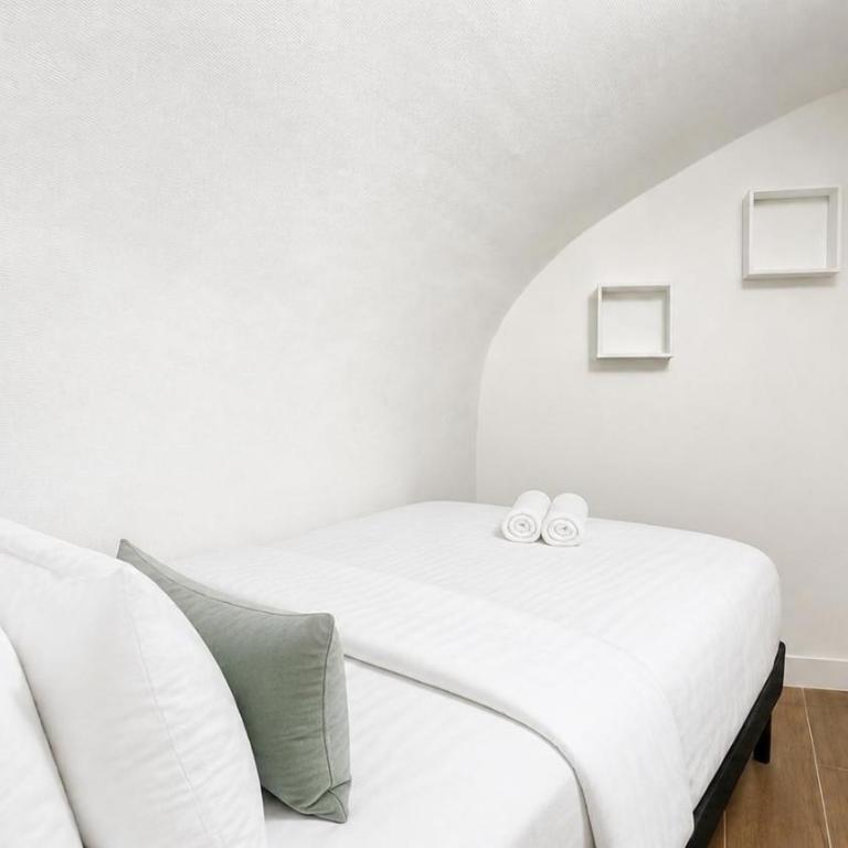 Paris 2BR Apartment with Saint-Joseph-des-Nations View - Appartement 2 Chambres - 35