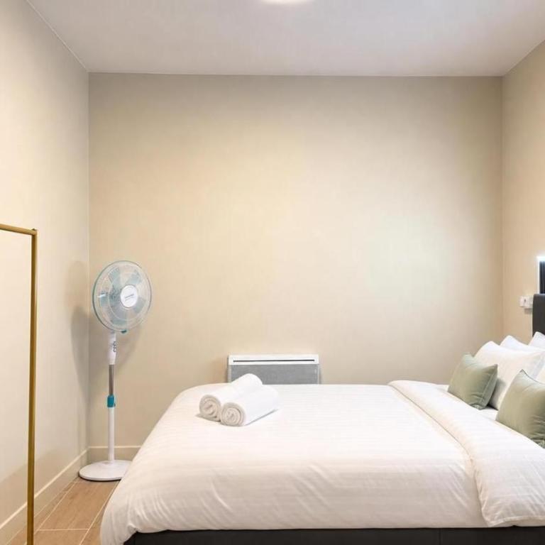 Paris 2BR Apartment with Saint-Joseph-des-Nations View - Appartement 2 Chambres - 44