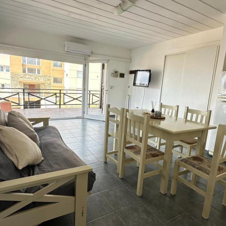  - Room #1715118001 - 12