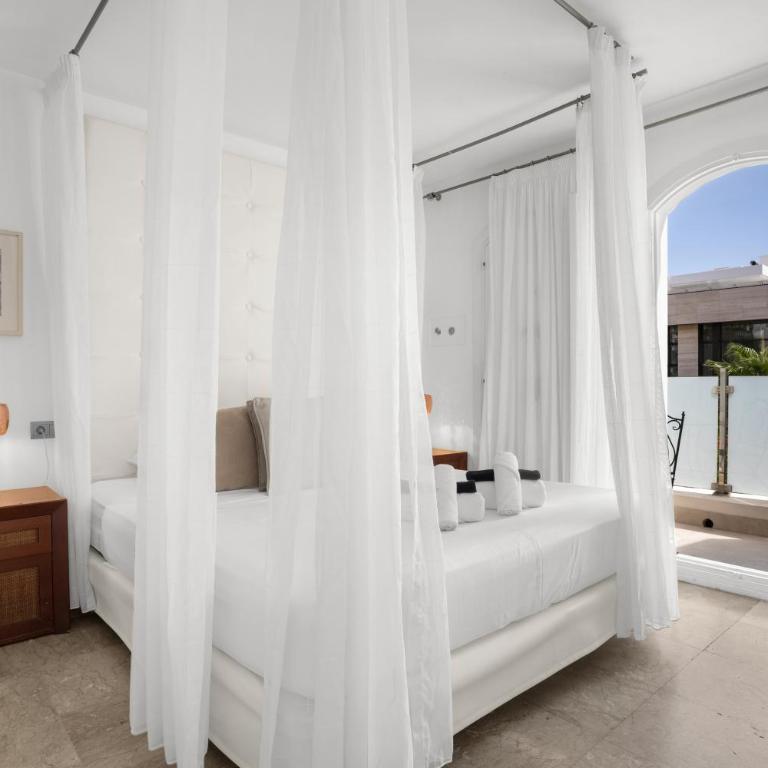 Boutique Townhouse with Hot Tub near Puerto Banús - Casa de 5 dormitorios - 31