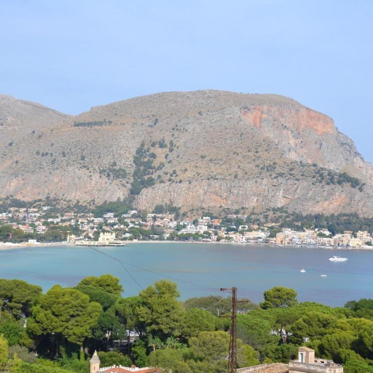 Mondello Holidays - Superior Apartment mit 1 Schlafzimmer und Balkon - 3