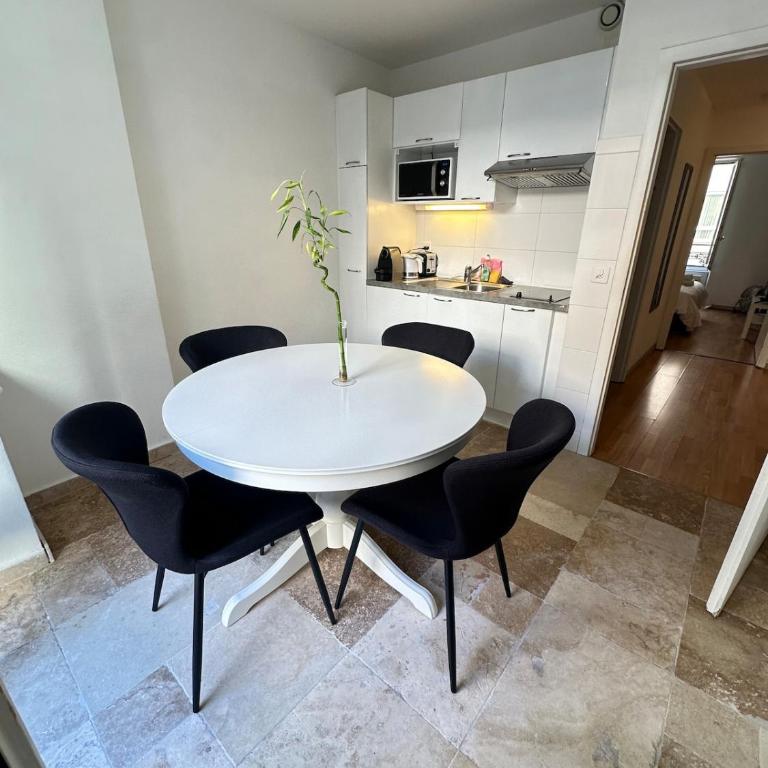 Charm and comfort in the heart of Geneva - Appartement 2 Chambres - 7
