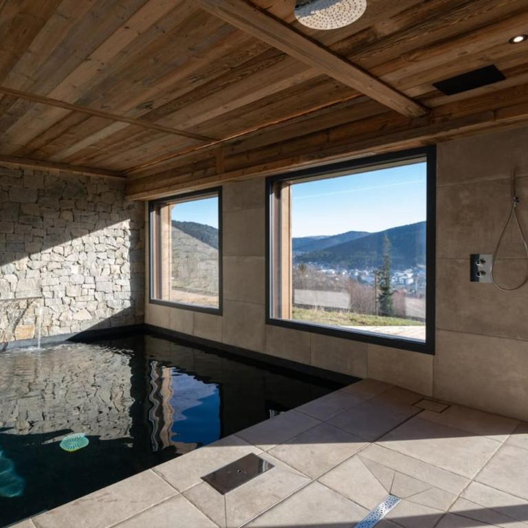 Chalet LImpérial Piscine intérieure Sauna Cinéma & Vue panoramique - Chalet - 30