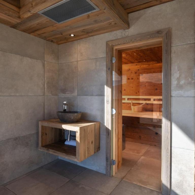 Chalet LImpérial Piscine intérieure Sauna Cinéma & Vue panoramique - Chalet - 31