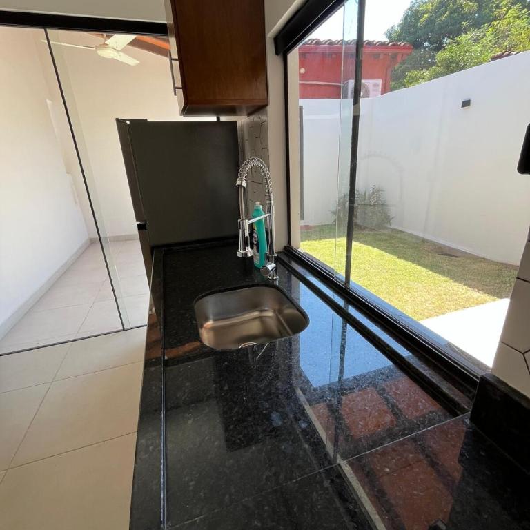 Spacious Modern House with BBQ Area in Asunción - Room #1715156301 - 2