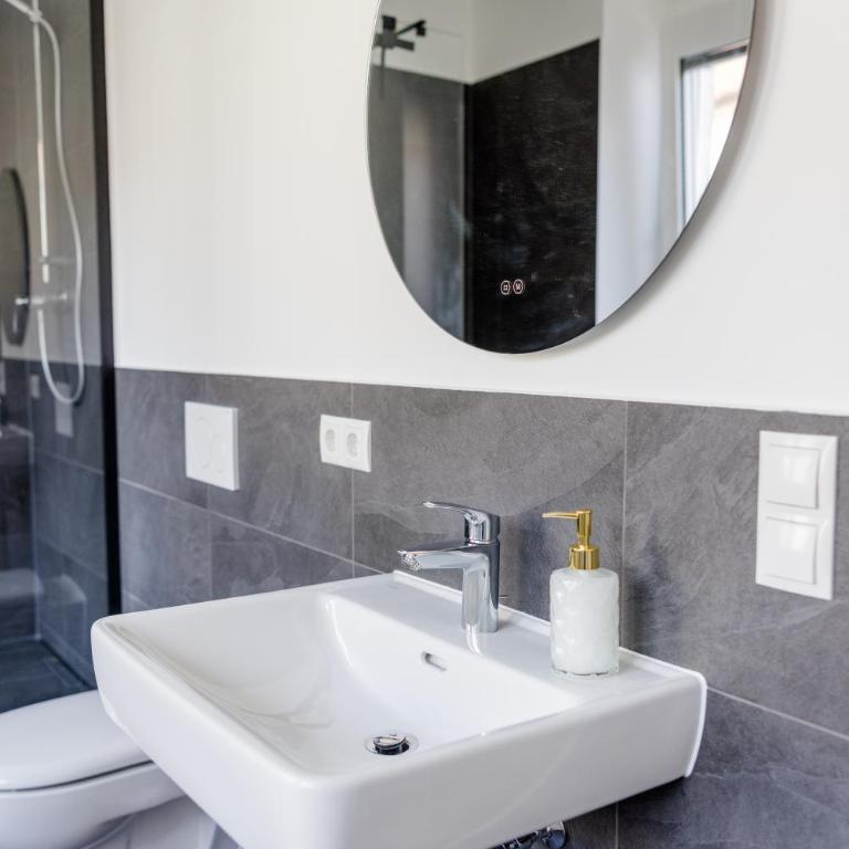 Luxus Apartment nahe Marienplatz & Altstadt - Loft-Apartment mit 3 Schlafzimmern - 30