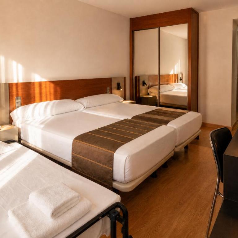 Vértice Indalo Almería - Habitación Triple - 4