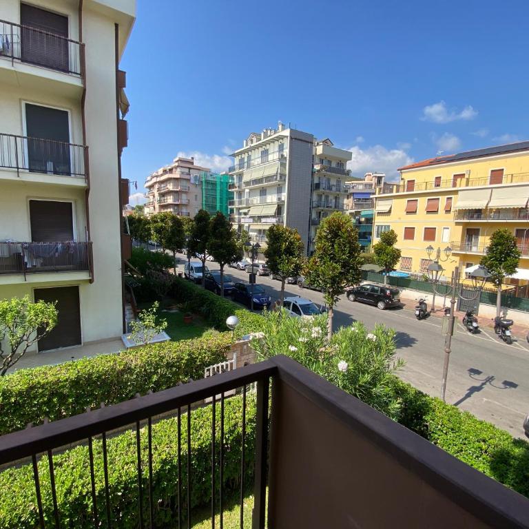 Il Mondo di Giusy Spazioso Trilocale Albenga - Appartamento con 2 Camere da Letto - 31