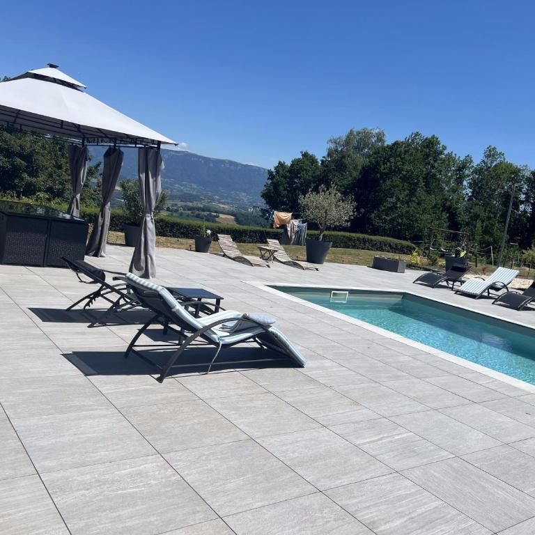 Villa 5 étoiles, piscine chauffée, proche Annecy - Villa avec Piscine Privée - 26