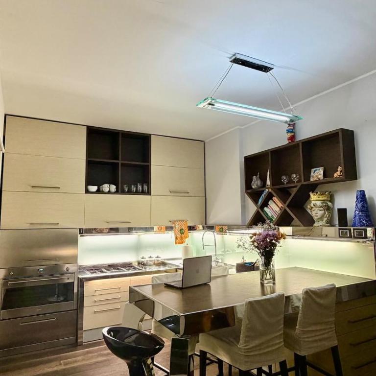 Attico un passo dal cielo, nel cuore del centro - Apartamento de 2 dormitorios - 28