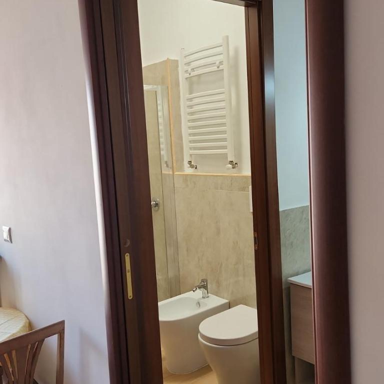 Happy Holidays - Habitación Doble con baño compartido - 2
