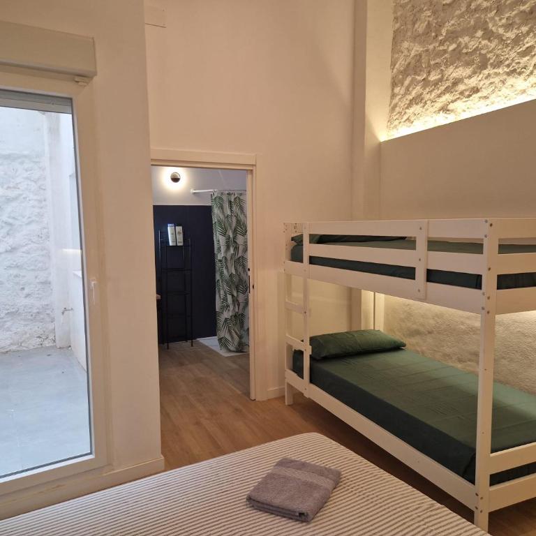 New 2024 luxury design lofts, by Santa Barbara Castle, with pool table, AC and wifi - Apartment mit 3 Schlafzimmern - obere Etage - 28