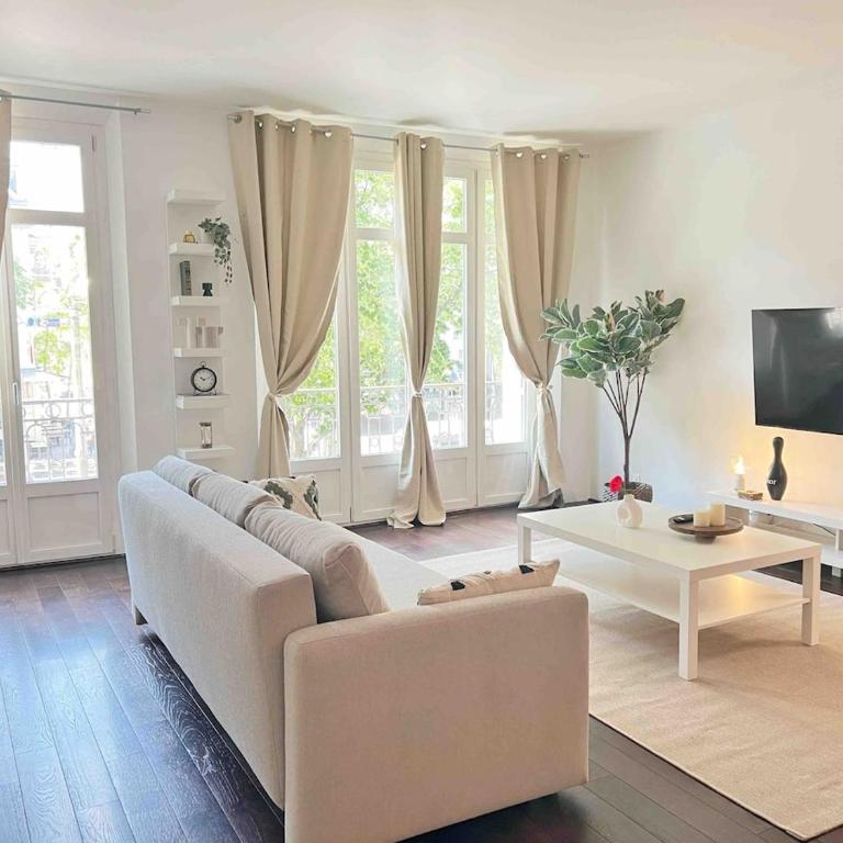  - Room #1715200101 - 13