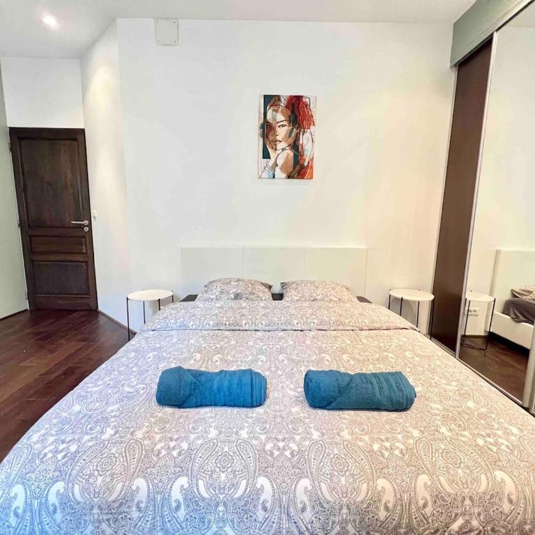  - Room #1715200101 - 40
