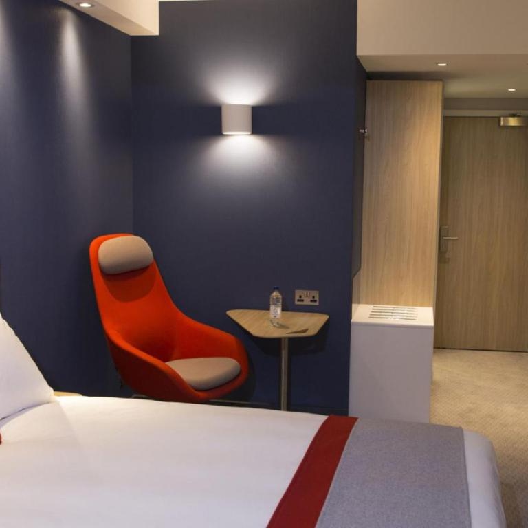 Holiday Inn Express - Nice - Grand Arenas by IHG - Chambre Lit Queen-Size Standard - Petit-Déjeuner Gratuit - 5