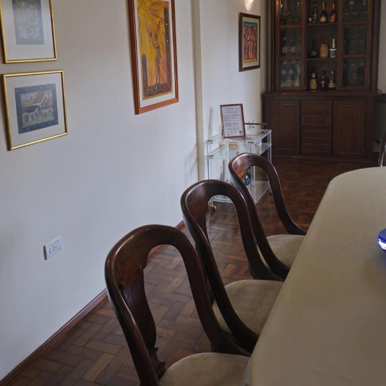 Departamento Córdoba Semipiso frente a Patio Olmos - Two-Bedroom Apartment - 24
