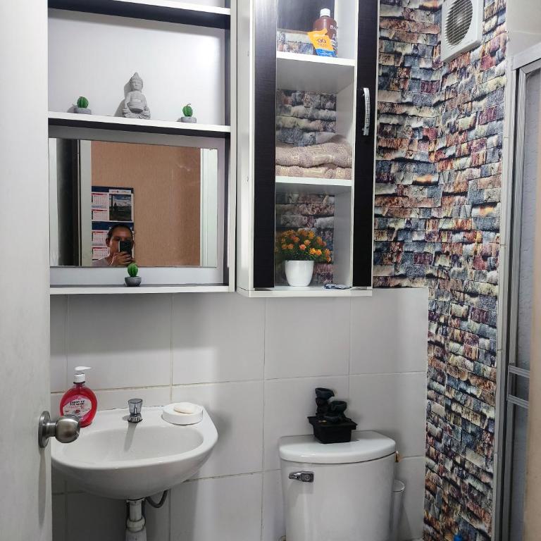 Acogedor departamento para descansar, distraerse, divertirse o compartir en pareja o familia de 2 habitaciones y oficina - Two-Bedroom Apartment - 18