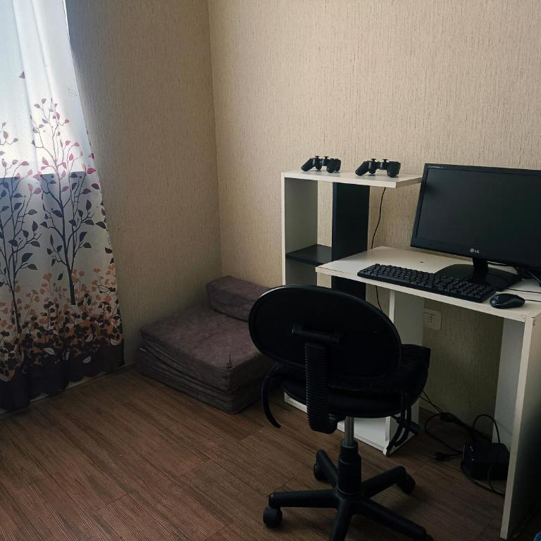Acogedor departamento para descansar, distraerse, divertirse o compartir en pareja o familia de 2 habitaciones y oficina - Two-Bedroom Apartment - 12