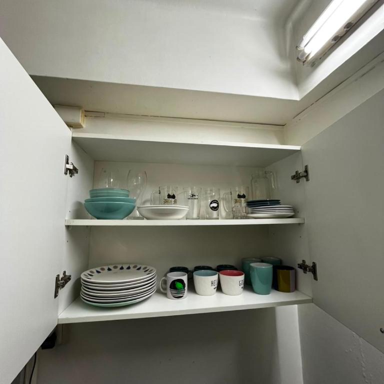 Comfortable apartment near the Sta Lucia metro station and UC Hospital - Room #1715211801 - 4