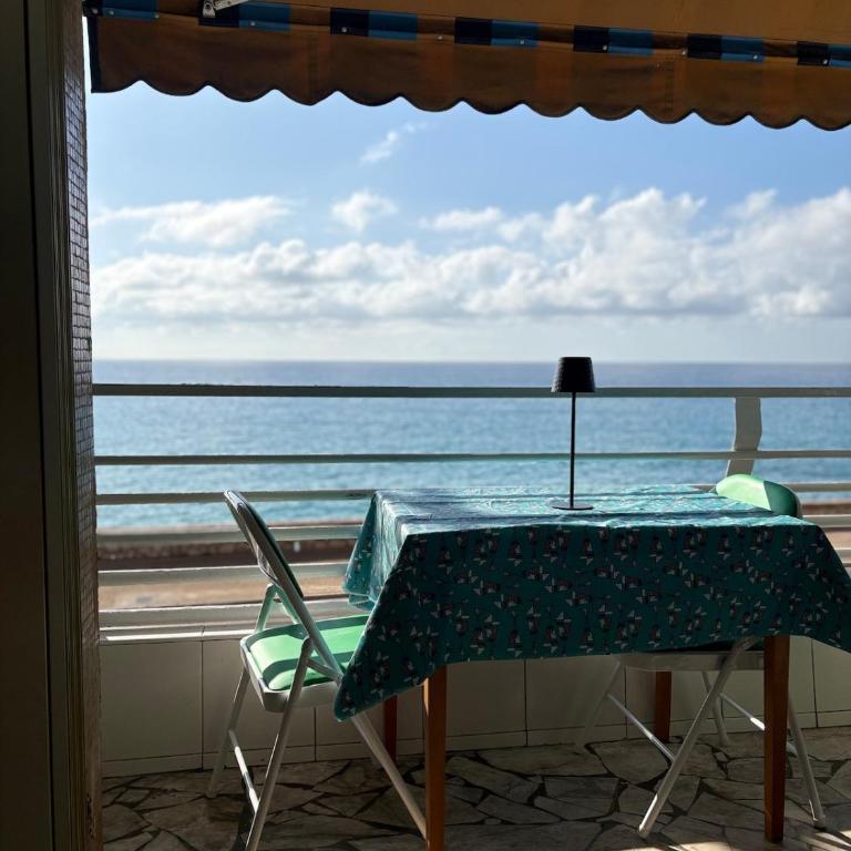  - Room #1715211901 - 16